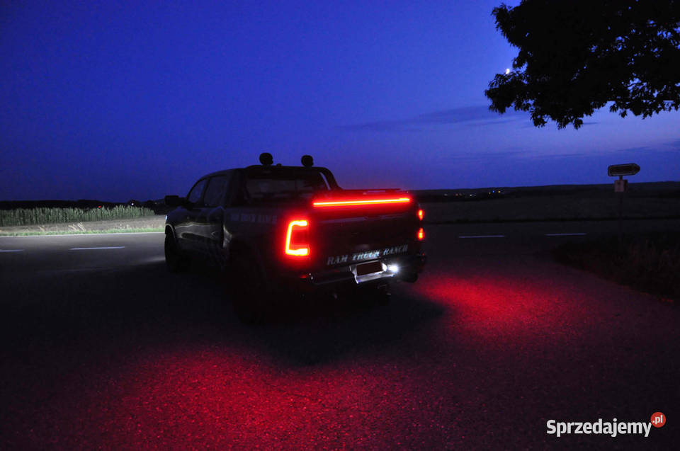 Roleta Aluminiowa zwijana ELEKTRYCZNA DODGE RAM sprzedam