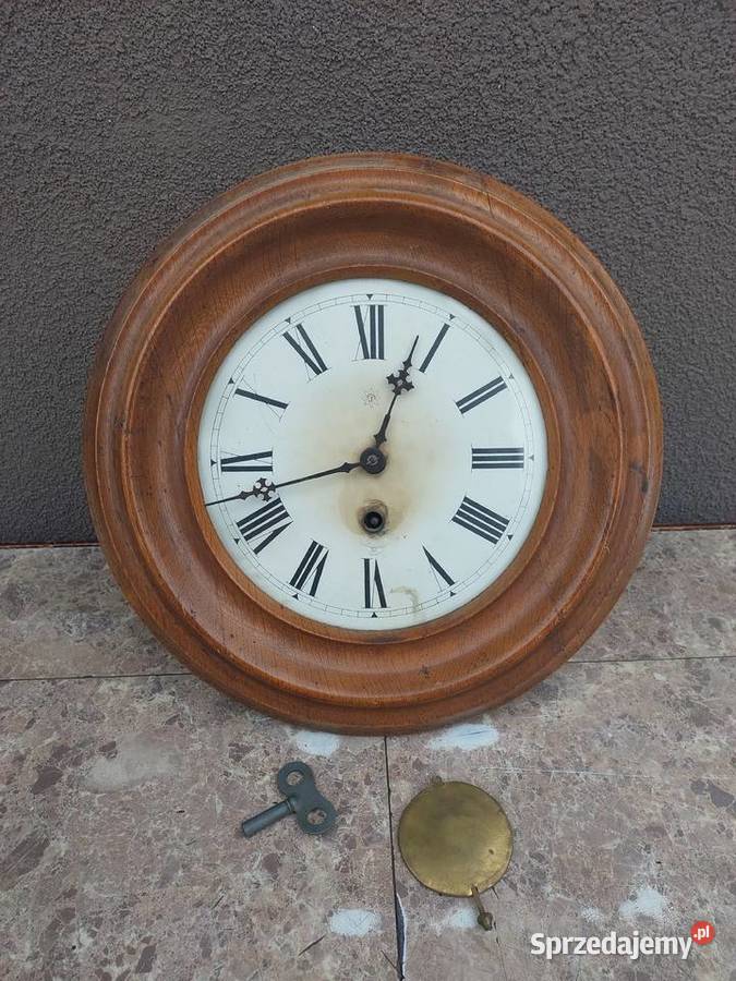 Stary okrągły zegar ścienny klubowy przedwojenny pomorskie Tczew