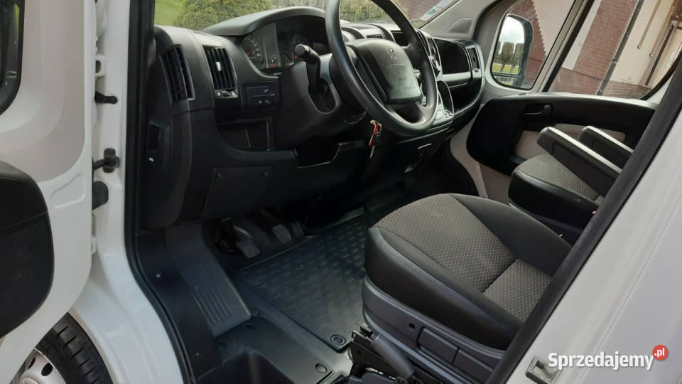 Peugeot Boxer 20 BlueHDi o mocy 110 L2H2 6osób Bachowice
