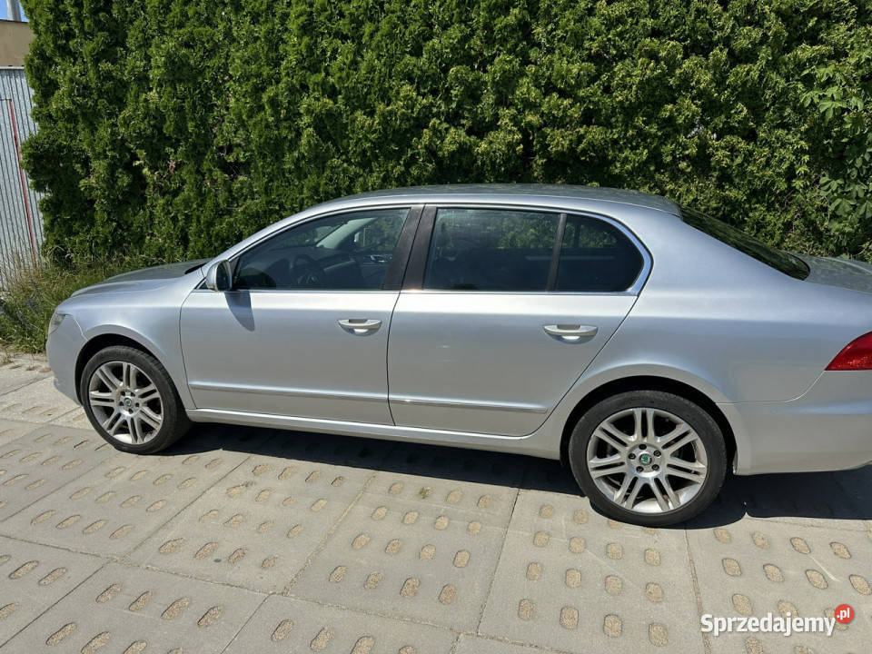 koda Superb Polski salonKlimatronikBiXenonyMocny Wejherowo