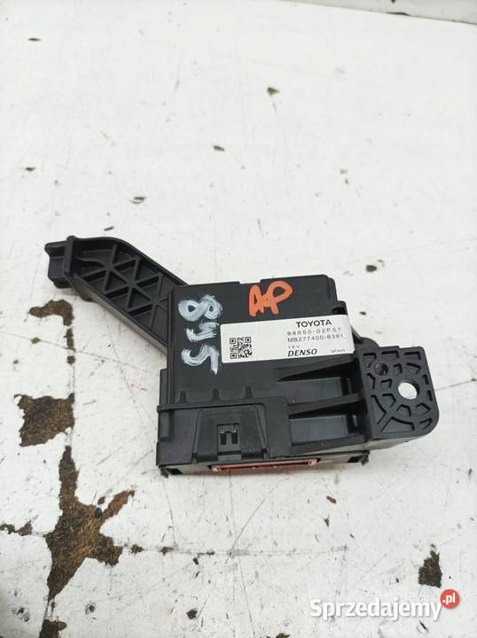 MODUŁ E16 E18 8865002F51 Toyota Corolla XI 2013 Rok produkcji 2019 sprzedam