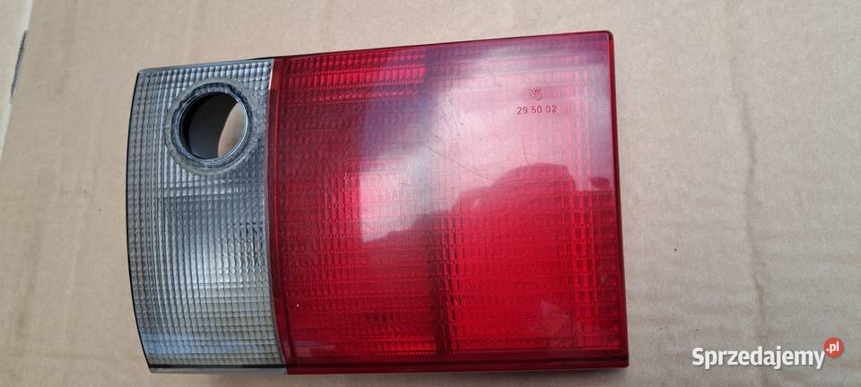 Lampa tylna prawa w klapę 8A0945084H Audi 80 B4 Luzino