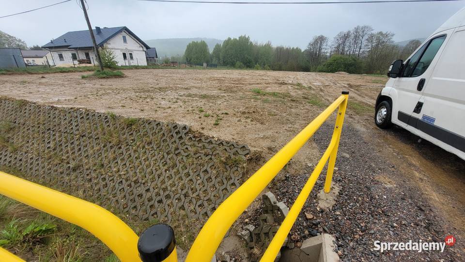 Wynajmę Działkę plac głównej drodze powiatowej sprzedam