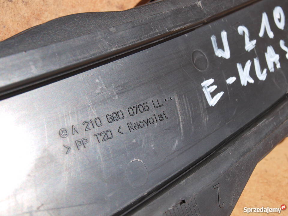 Mercedes E klasa W210 kratka wlot powietrza Kalisz
