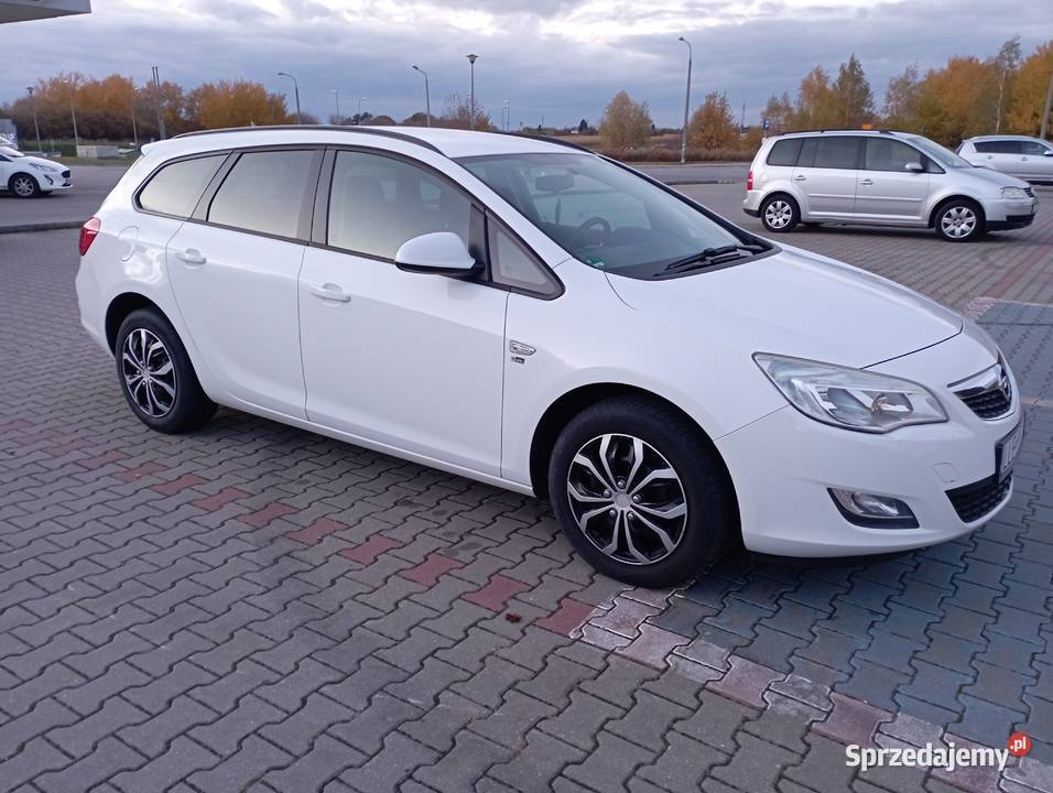 OPEL ASTRA J 14 TURBO Łęczna