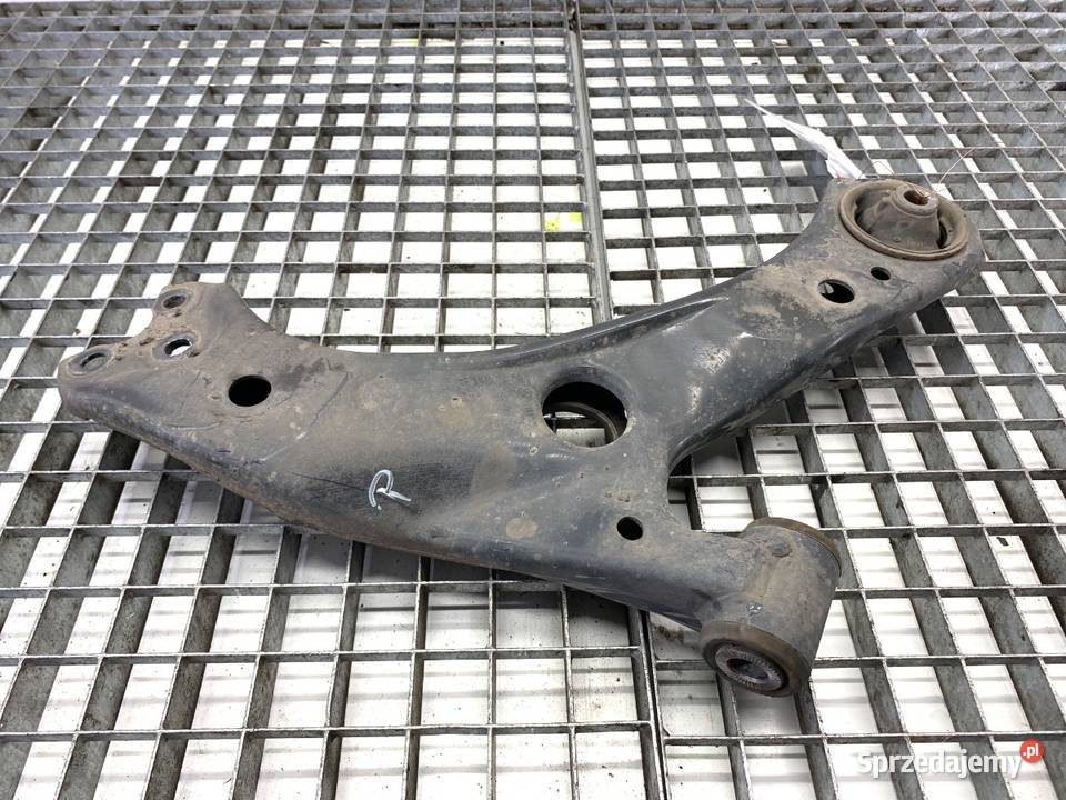 WAHACZ PRAWY PRZÓD TOYOTA COROLLA E21 Kombi osobowe