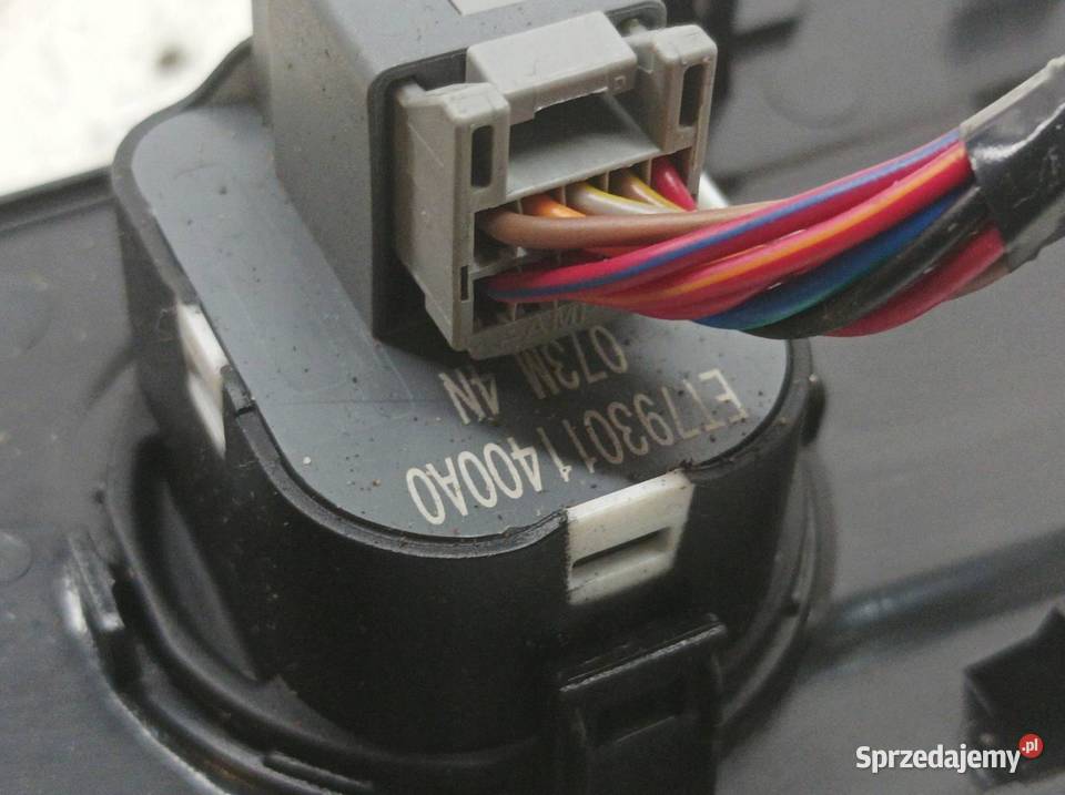 PRZEŁĄCZNIK SZYB LUSTEREK LEWY PRZÓD osobowe