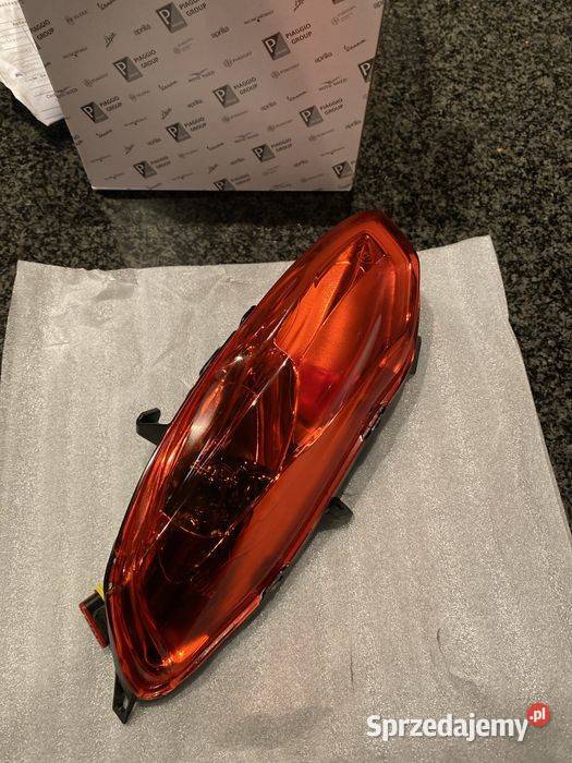 Piaggio Medley 125150 Lampa Tył Prawa Nowa N30 Poznań