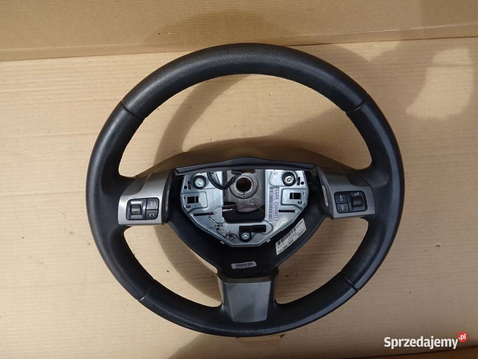 tapicerka ze skóry kierownica boczek fotel osobowe Wyposażenie wnętrza Parcice