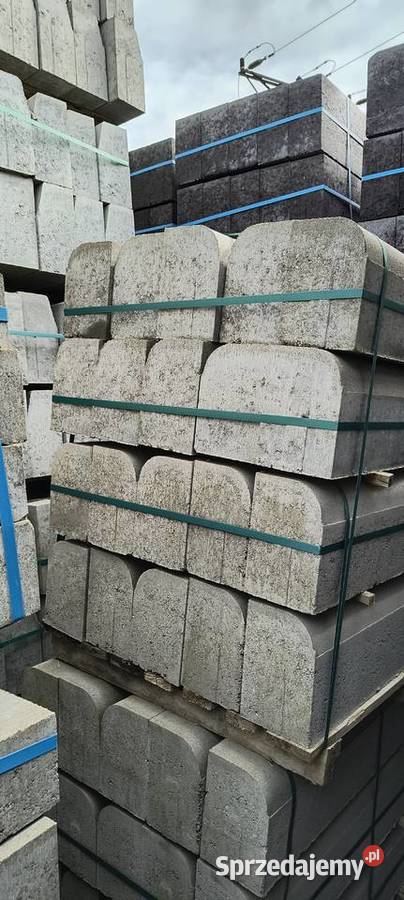 Krawężniki 15x30 dł100 II gatunek Bloczki dolnośląskie Lubin