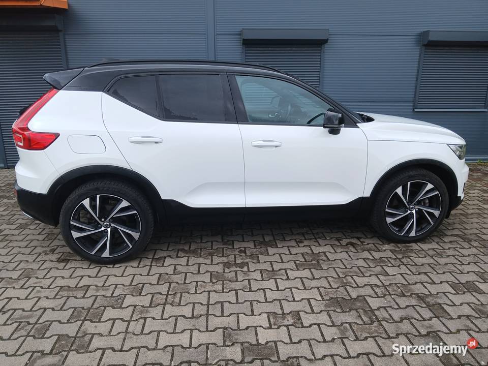 Sprzedam VOLVO XC40 2018 RDESIGN 250KM
