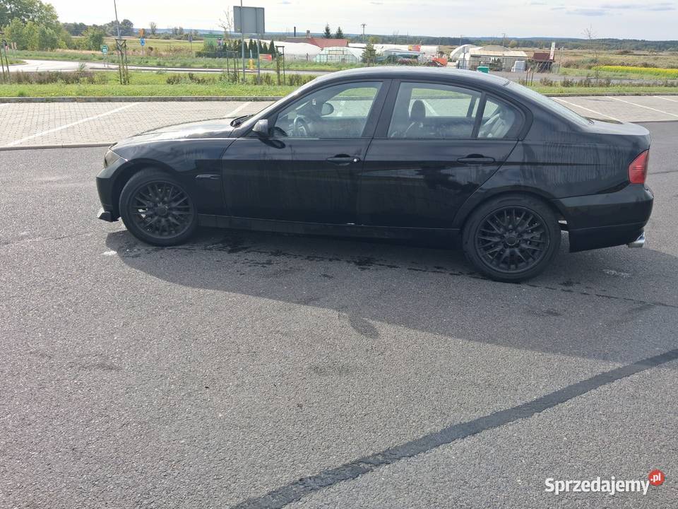Sprzedam bmw e90 doinwestowana mechanicznie BMW Pińczów
