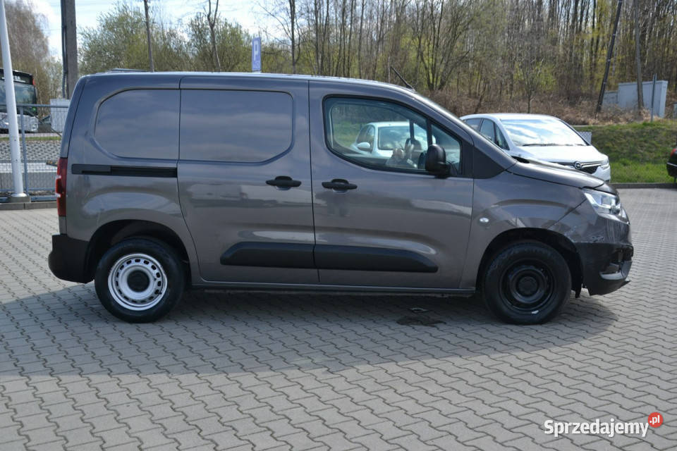 Toyota Proace City USZKODZONY 110 benzyna