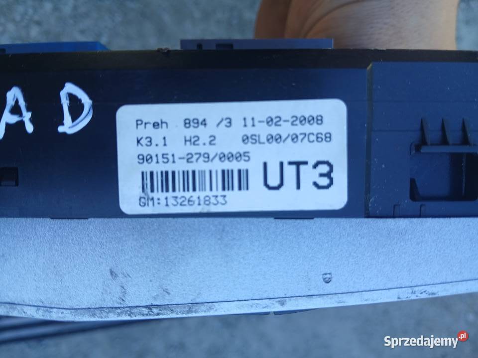 Panel nawiewu klimatyzacji 13261833 Opel Corsa D Radłów sprzedam