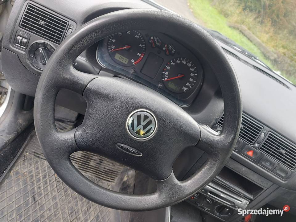 SPRZEDAM VOLKSWAGENA GOLFA 14 LPG małopolskie sprzedam