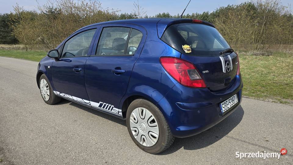 Opel Corsa D 12 benz klima