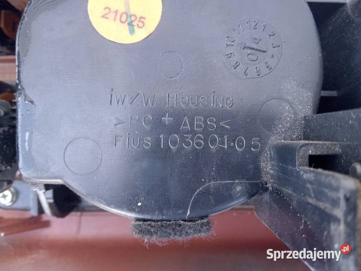 MIESZEK PANEL RAMKA BIEGÓW INFINITI QX56 56 0410 osobowe Nowy Tomyśl
