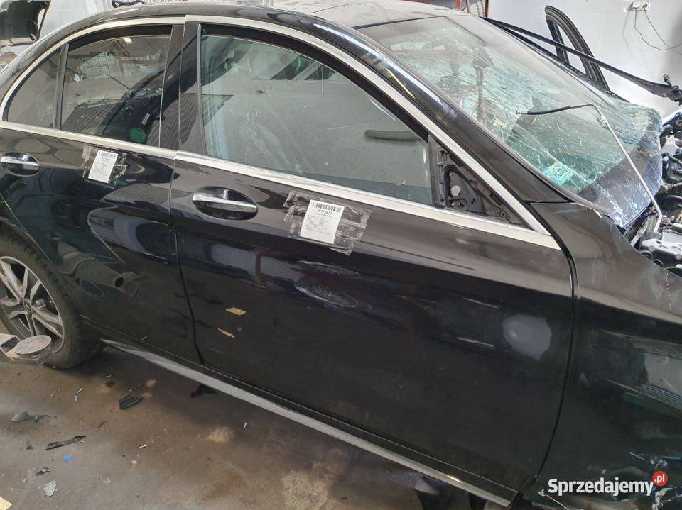 DRZWI PRAWE PRZÓD MERCEDES C W205 4MATIC 197 osobowe Pozostałe kujawsko-pomorskie Lipno
