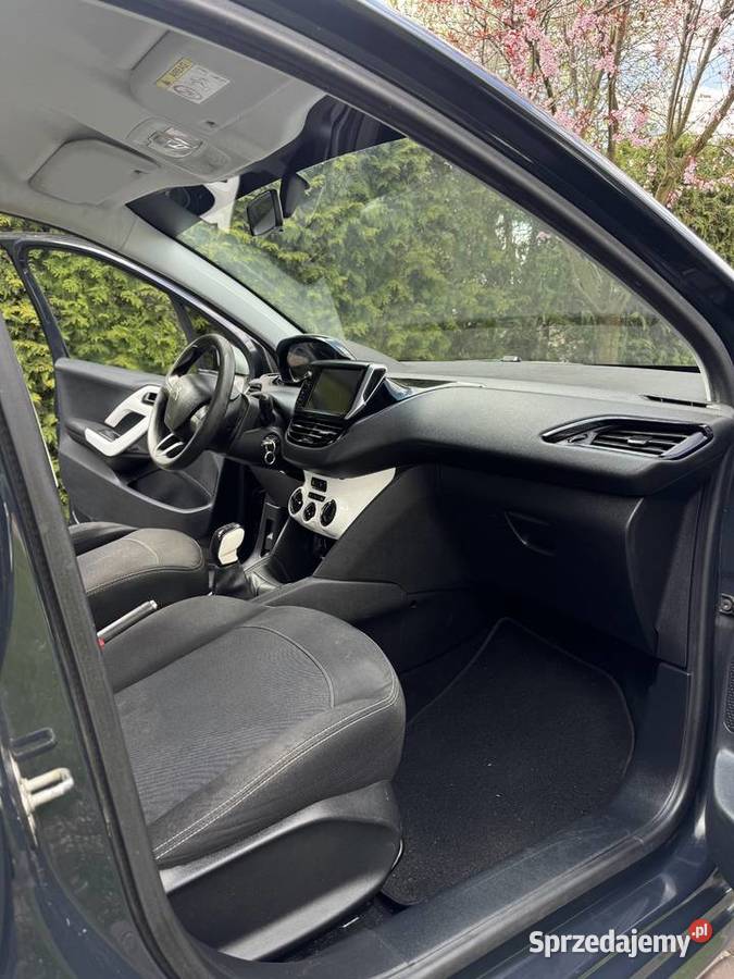 Peugeot 208 2016 doinwestowany 1200cm3 Młodojewo sprzedam