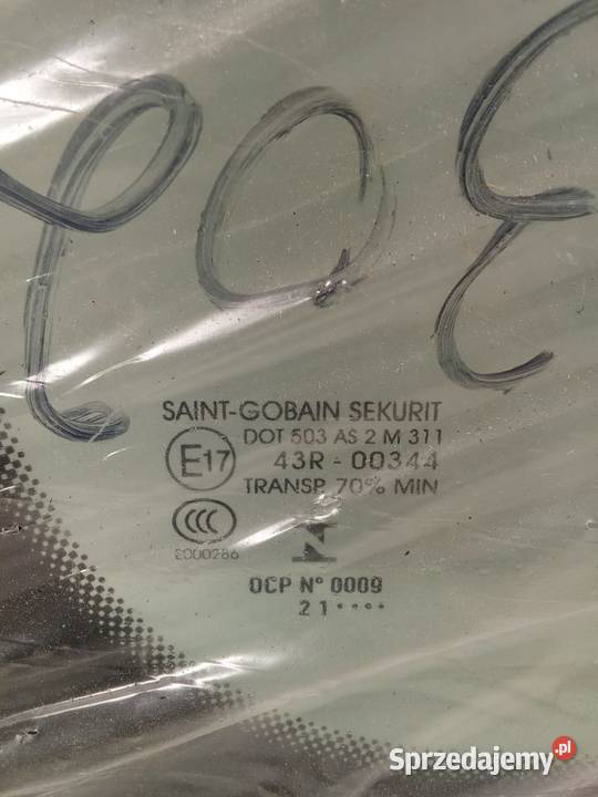 Szyba Boczna Prawa Środkowa Volkswagen Caddy 04 Bralin sprzedam