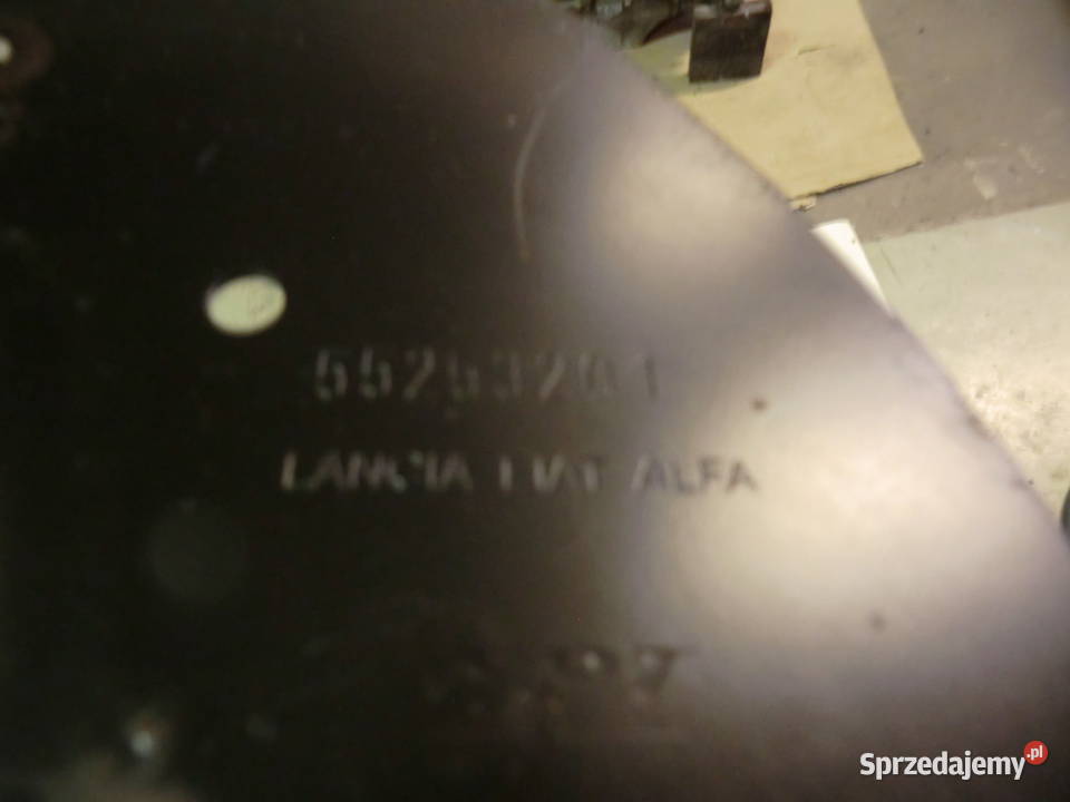 OSŁONĘ BLACHĘ KOŁA ZAMACHOWEGO SKRZYNI NUMER 552 osobowe Krzeszowice sprzedam