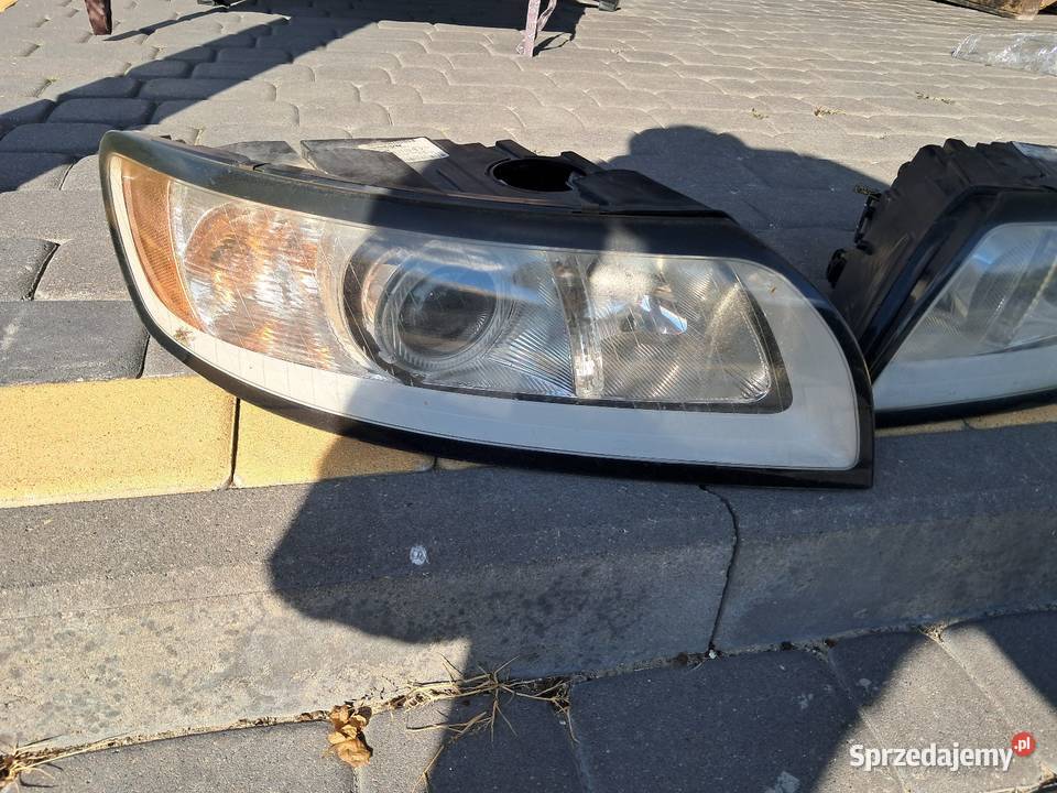 LampaLampy lewa prawa przednia przod Volvo V50 Rok produkcji 2008 Chełm