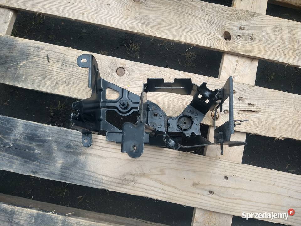 MocowaniePodstawa Pompy ABS VwAudi18T 4B0 614 Radziszów