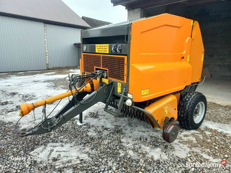 Prasa rolującą PolMot Warfama Z543 Pierwszy