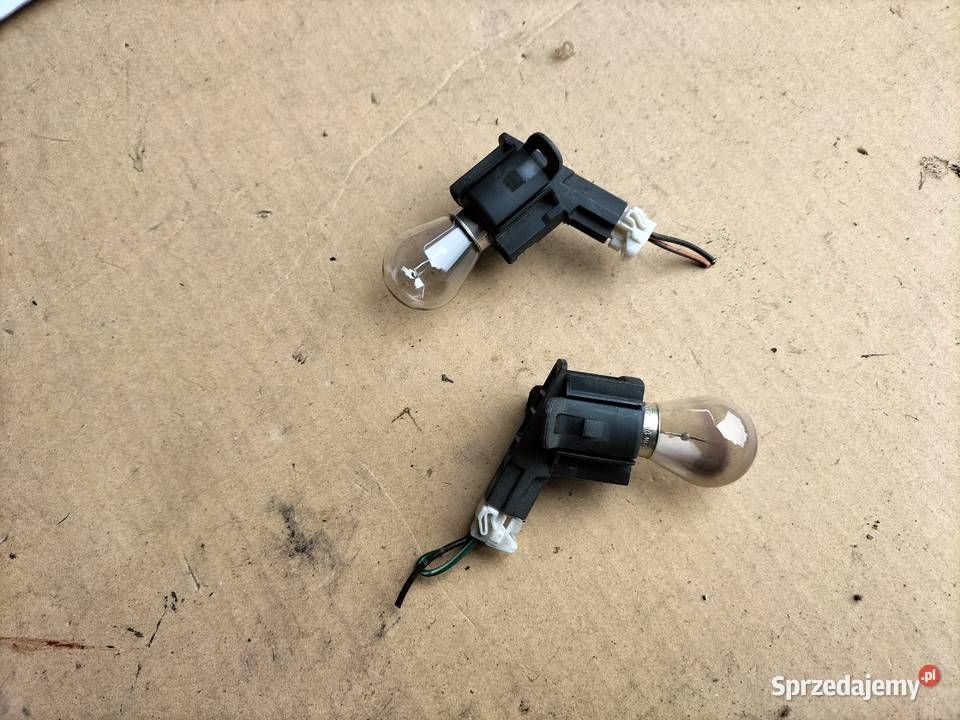NISSAN PRIMERA P11 LIFT KOSTKA LAMPY TYLNEJ Kamień-Kolonia