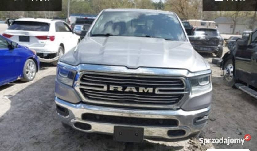 Dodge RAM 1500 LARAMIE srebrny Mikołajowice