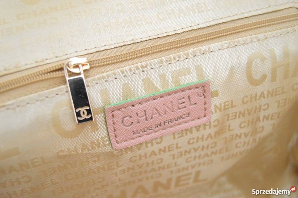 CHANEL DUŻY KUFEREK TOREBKA PIKOWANA ZŁOTE Torby i torebki Bydgoszcz sprzedam
