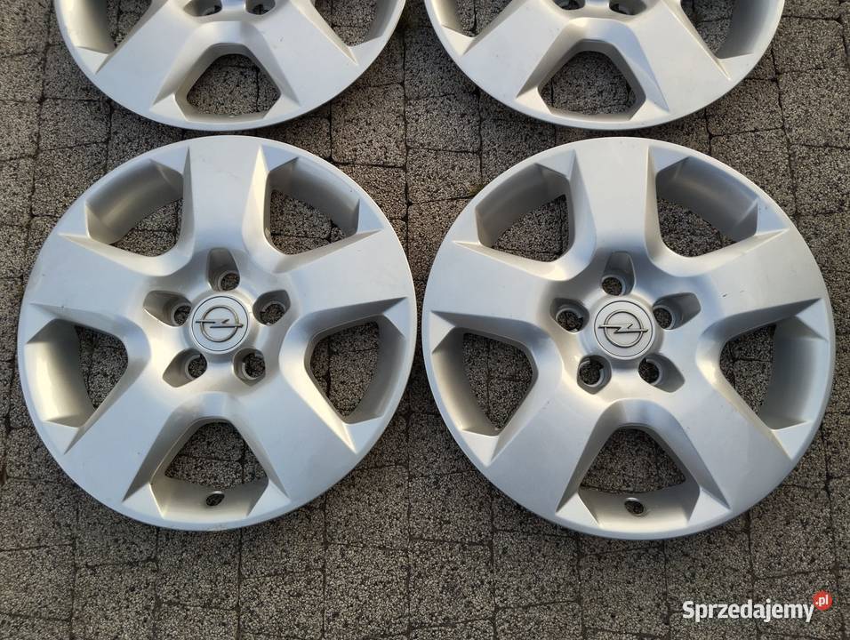 Kołpak Opel 16 13198634NN Struktura sztukę Opony i felgi Kamieniec sprzedam