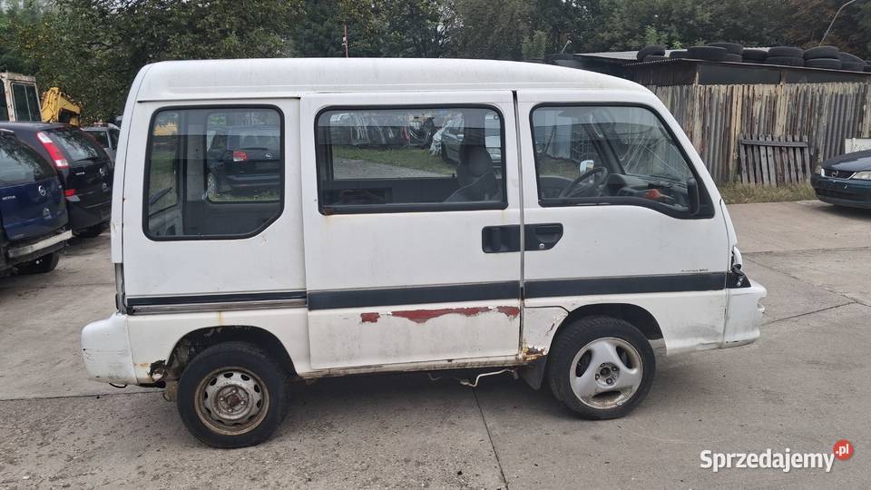 Na części Subaru Libero 12 4x4 skrzynia maska nieuszkodzony małopolskie Kraków