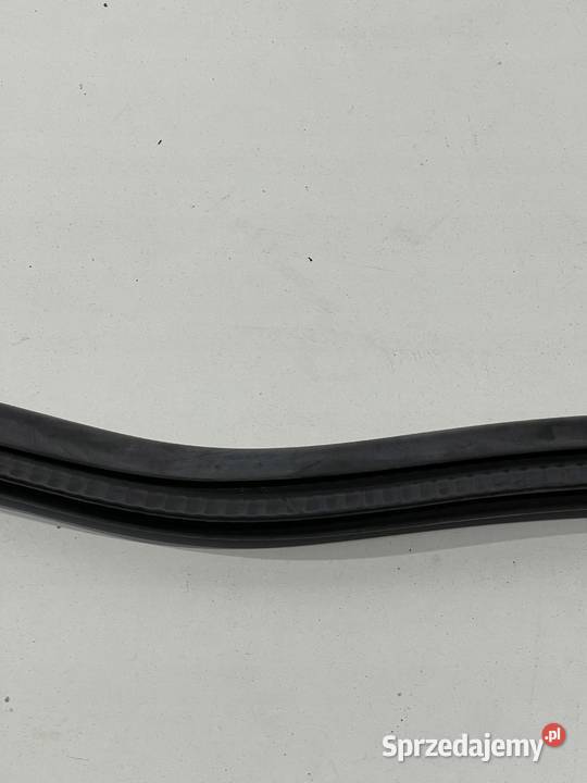 BMW F31 USZCZELKA DRZWI LEWY TYŁ 7377415