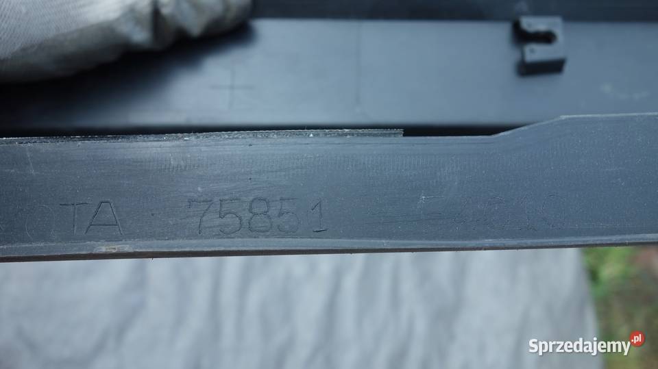 TOYOTA CHR LISTWA PROGOWA PRAWA PROG PRAWY Ruda Śląska sprzedam