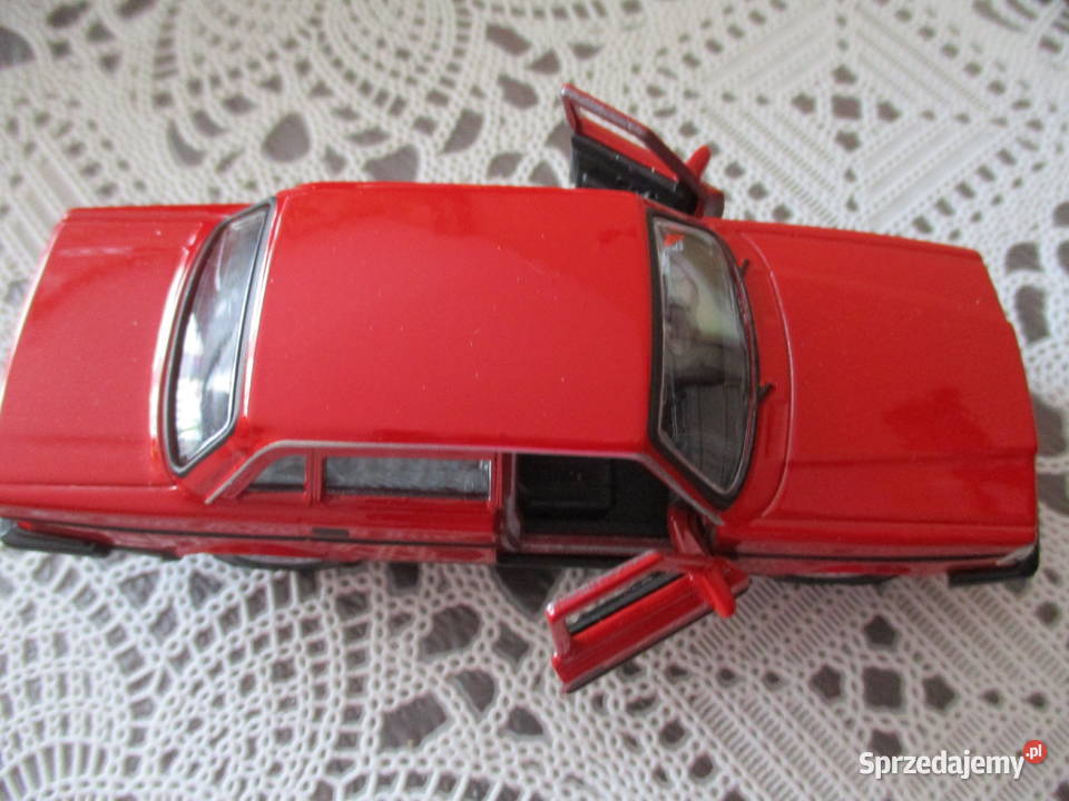 Historyczny model VOLWO 204 GL Zielona Góra