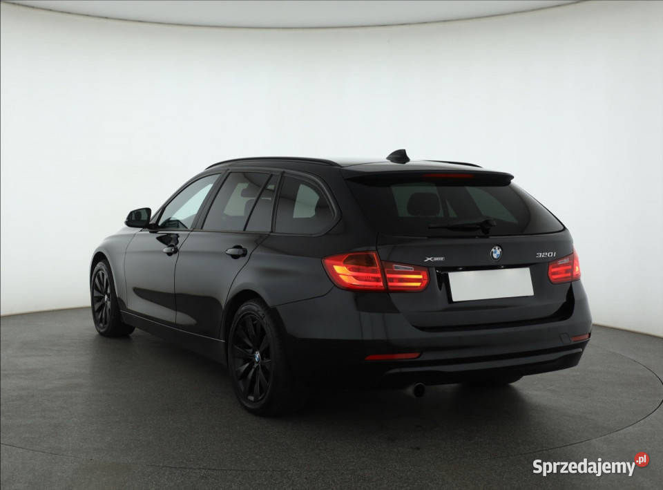BMW 3 320 i xDrive reflektory ksenonowe Piaseczno