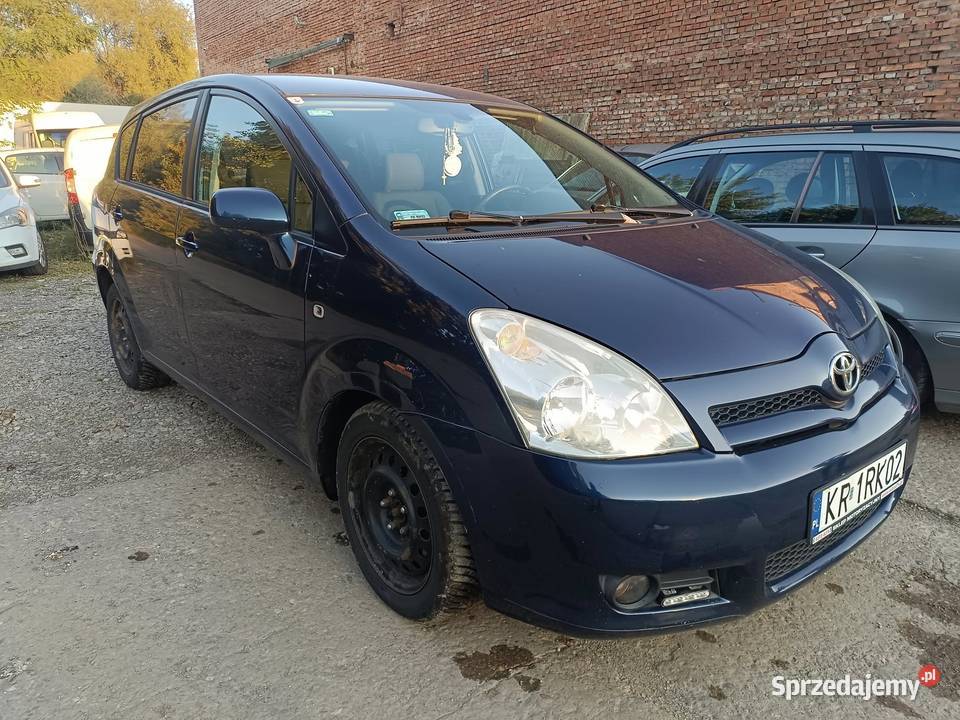 Toyota Corolla Verso 22 D4D 136 manualna Kraków
