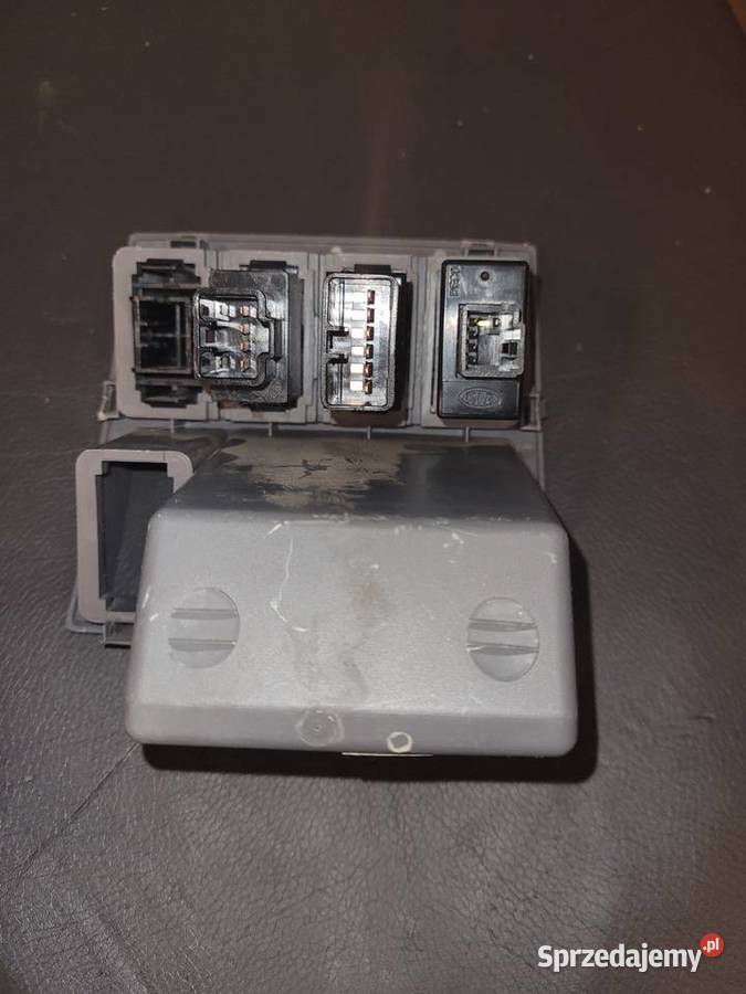 KIA CARENS II 2006R PANEL PRZEŁĄCZNIKÓW Lublin