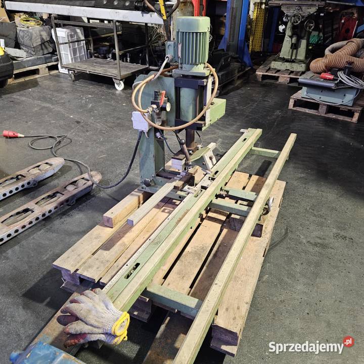 Wiertarka do zawiasów z prasą Grass Austria