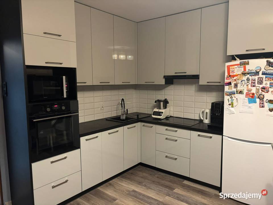 3 pokojowe Mieszkanie osiedla Zielone Wzgórza sprzedam