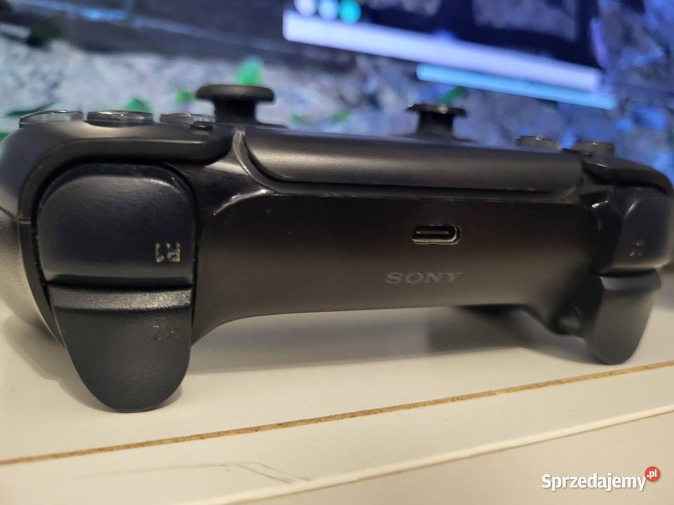 Konsola Playstation 5 z napędem oryginalny pad Libiąż sprzedam