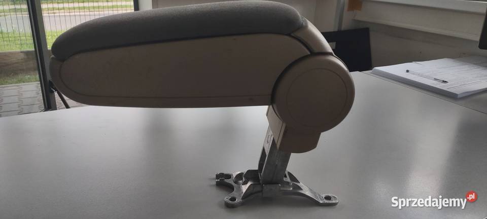 Podłokietnik skóra audi sprzedam