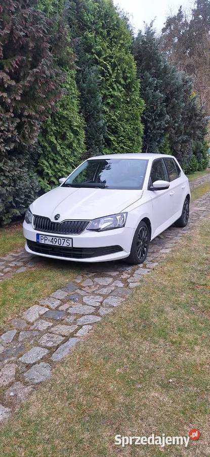 Skoda Fabia 2017 65 wyposażenie niski przebieg Fabia Piła