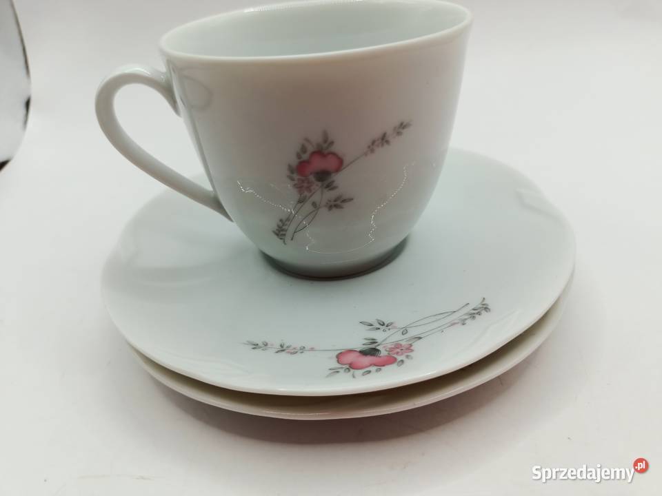 Filiżanka i dwa spodki biała porcelana lubelskie Zamość