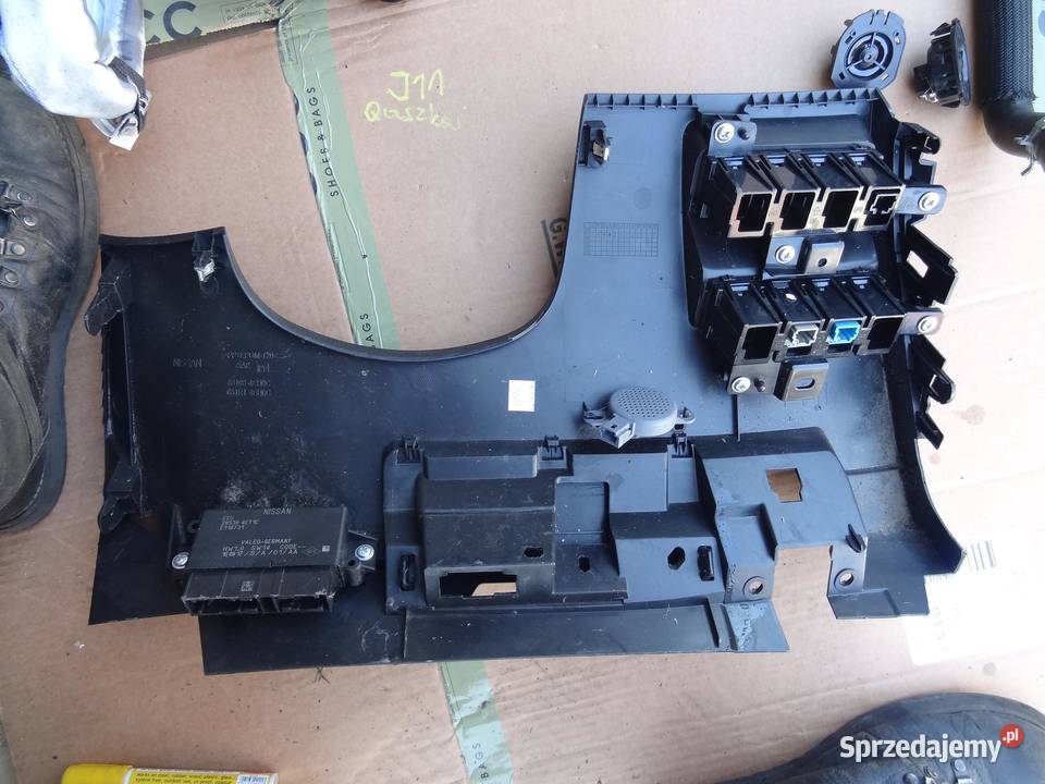 OSŁONA KONSOLI POD KIEROWNICE PANEL QASHQAI J11 Wyposażenie wnętrza sprzedam