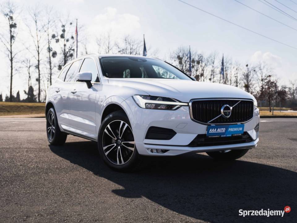 Volvo XC60 B4 biały