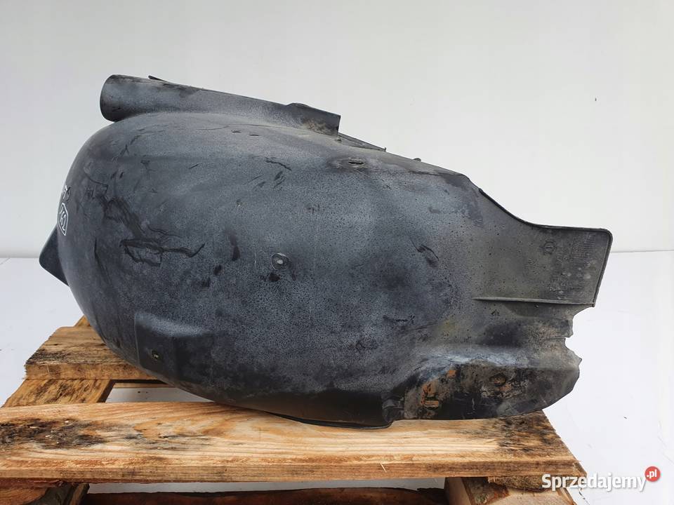 Vw Passat B5 FL kombi PRAWE TYLNE NADKOLE Prawy