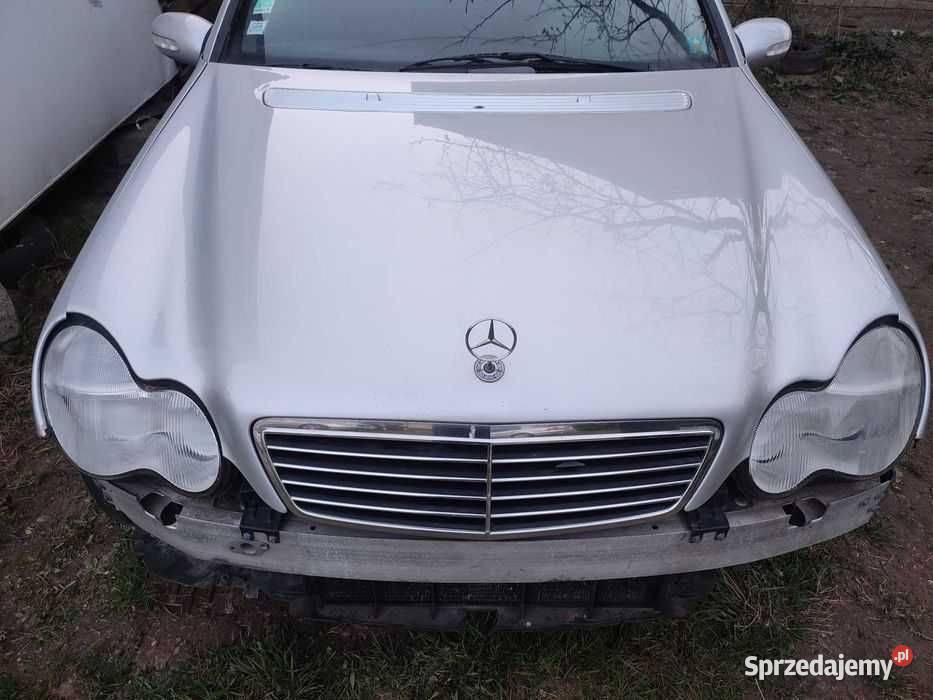 Fotel kierowcy pasażera kanapa tył wnętrze osobowe Wieluń