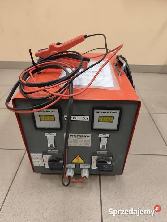 Prostownik profesjonalny warsztatowy 12v90v 15A Wołomin
